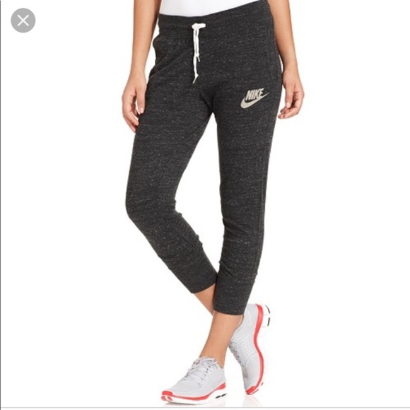 nike sweats price nike sweats price